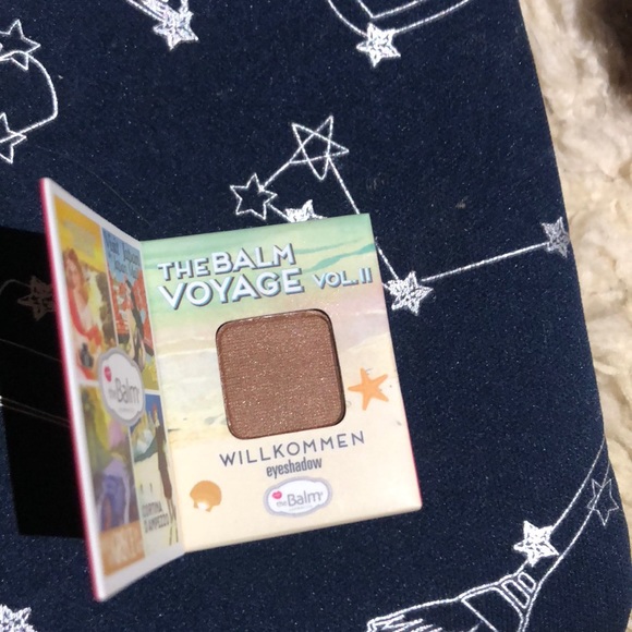 Ciaté Bronzer and The Balm Springs eyeshadow - Picture 2 of 5